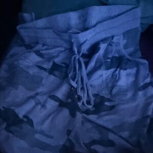 Secret Treasures Gray Camouflage Joggers